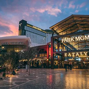 **** Hotel Park Mgm Vegas By Suiteness United States
